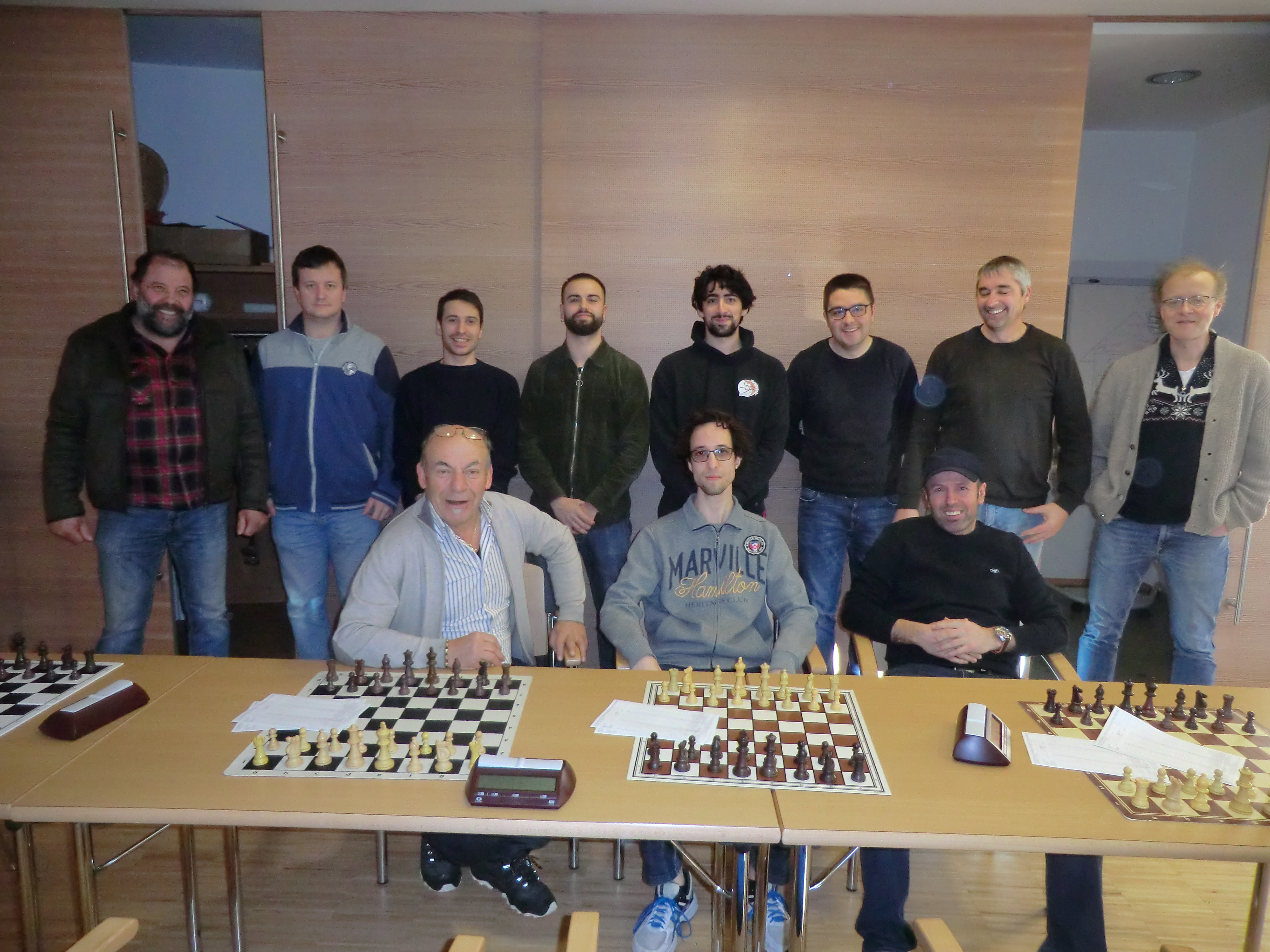 Deutschnofen Alpengourmet kann schon mit der vorgezogenen Meisterfeier beginnen.